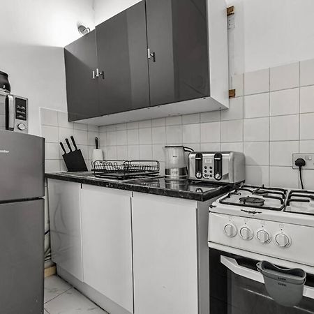דירות לונדון Deluxe Flat On Kentish Town מראה חיצוני תמונה