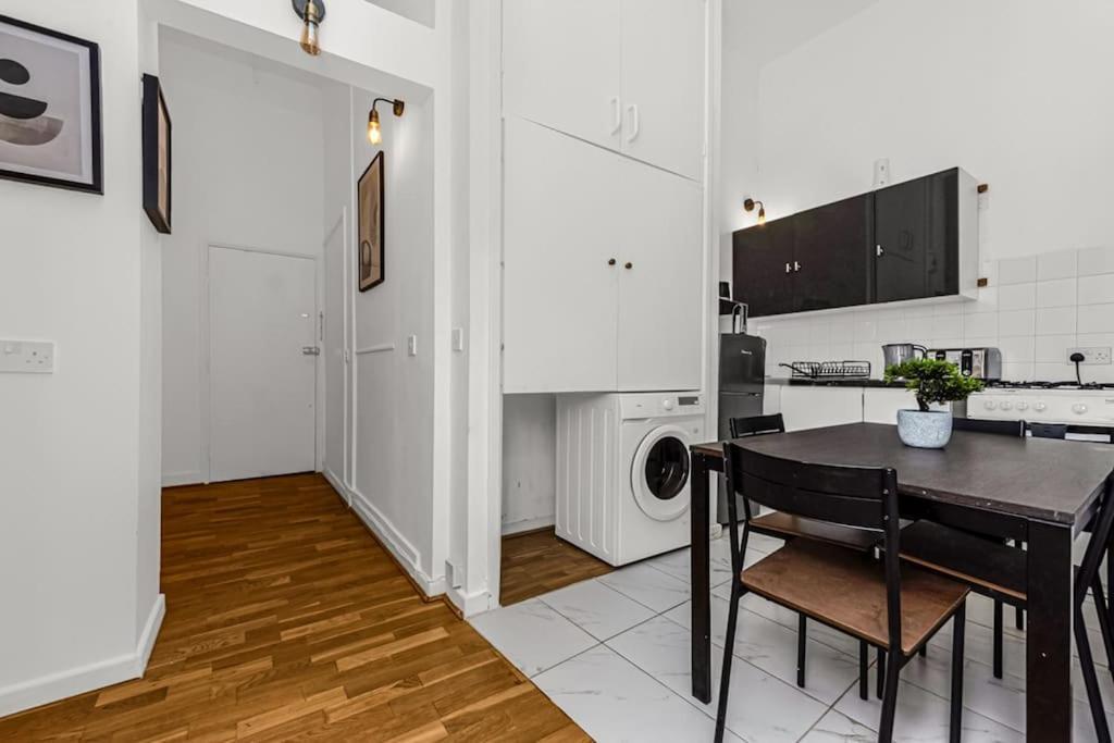 דירות לונדון Deluxe Flat On Kentish Town מראה חיצוני תמונה
